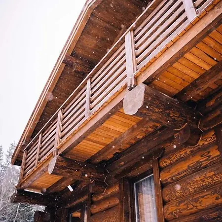 Tatova Hata * Yablunytsia