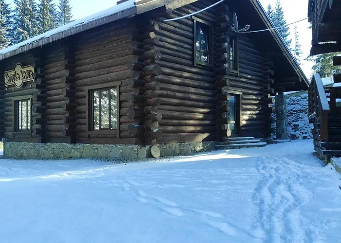 Tatova Hata *