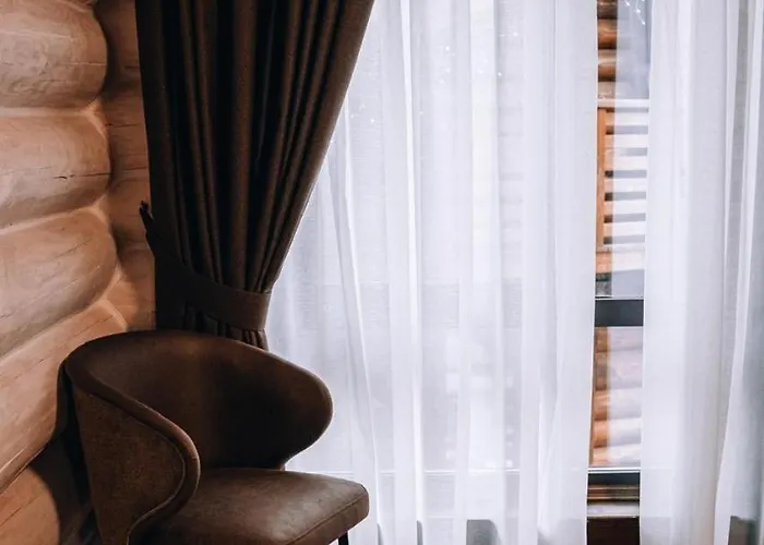 Tatova Hata * Yablunytsya